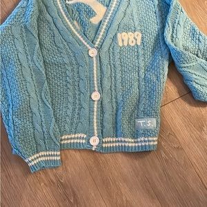 Taylor Swift 1989 cardigan (Taylor’s version) brand new (M/L)